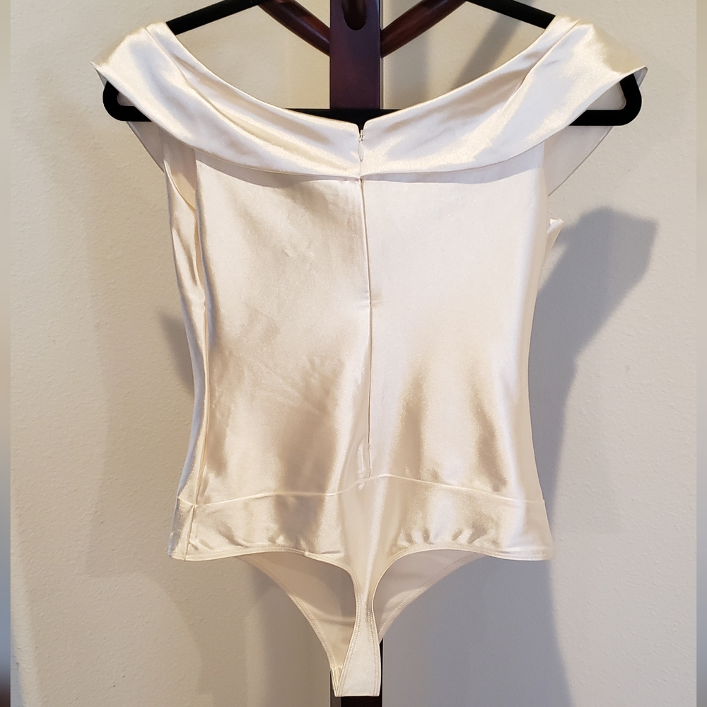 Shimmery eggshell bodysuit, size XS - NEW - Picture 8 of 10